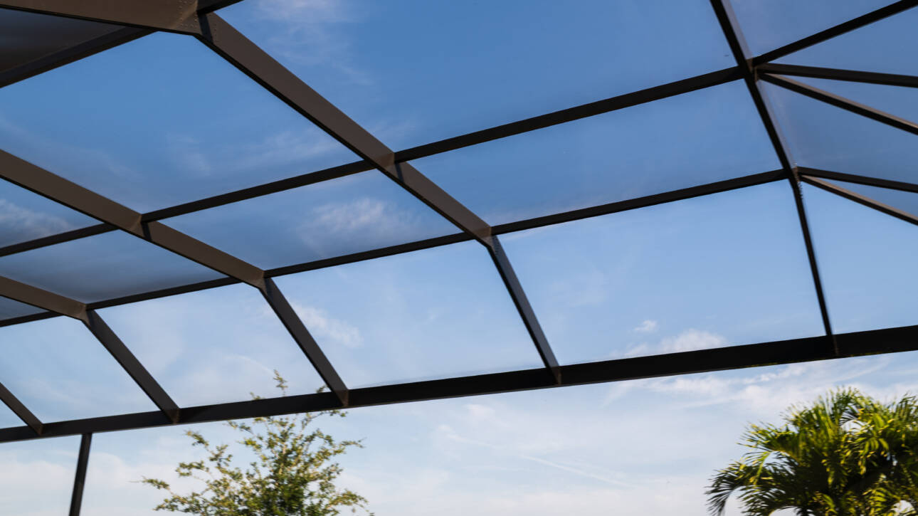 hurricane proof screen enclosures