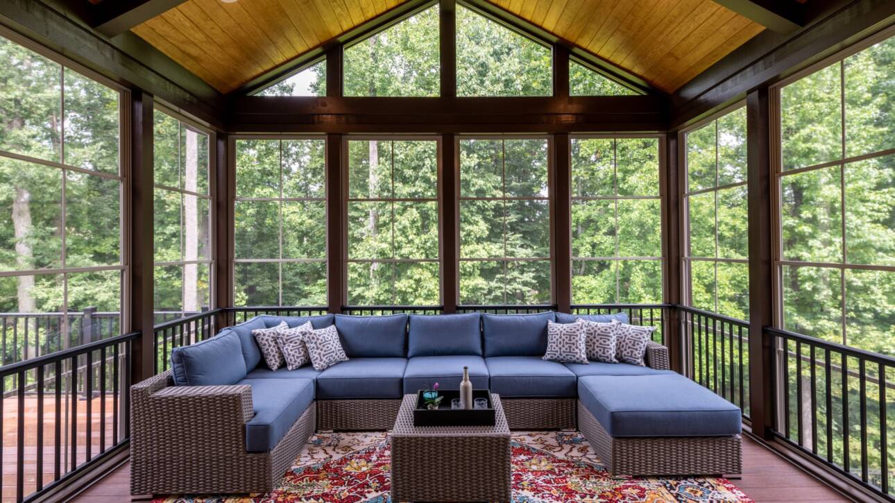 sunroom christmas decorating ideas